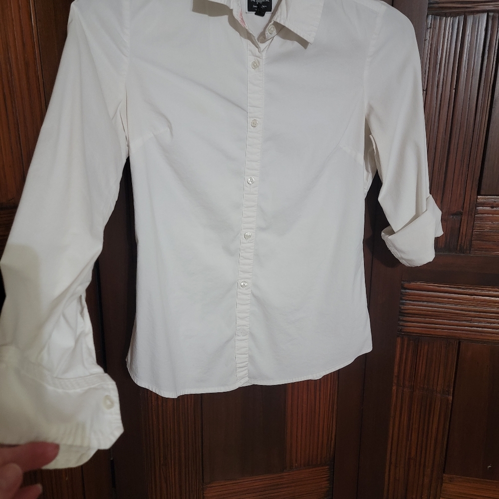 Express - Off White "The Essential Shirt" - Small